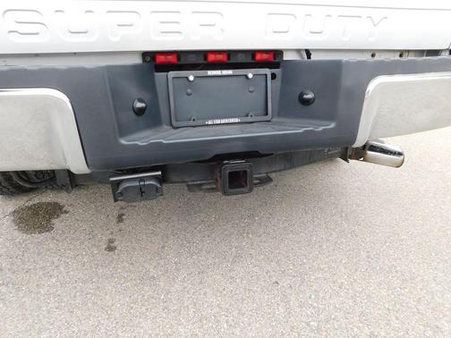 Ingot Silver Metallic 2010 Ford F-350 Lariat Super Duty