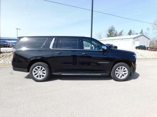 2025 Chevrolet Suburban Premier