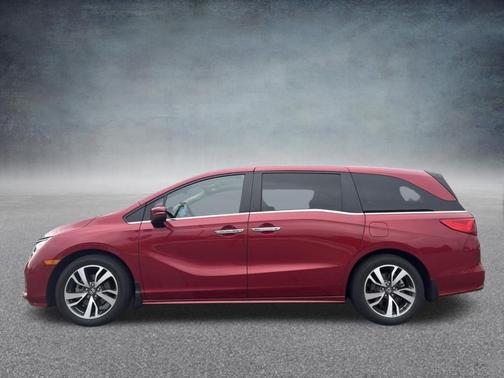 Radiant Red Metallic II 2022 Honda Odyssey Touring