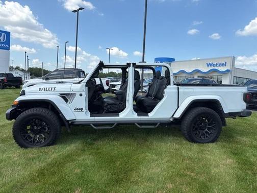 2022 Jeep Gladiator Sport