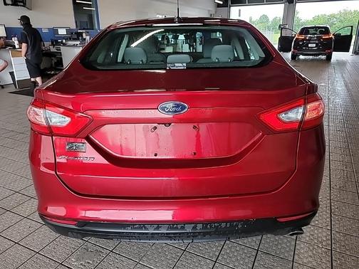 2016 Ford Fusion S