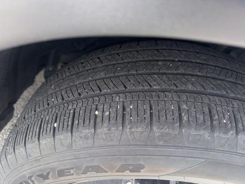 Crystal Black Pearl 2023 Honda Pilot LX
