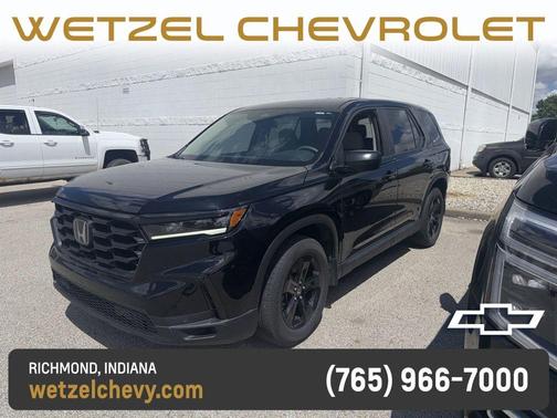 Crystal Black Pearl 2023 Honda Pilot LX