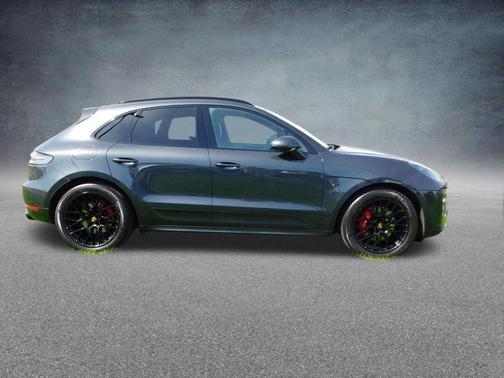 Volcano Grey Metallic 2020 Porsche Macan GTS