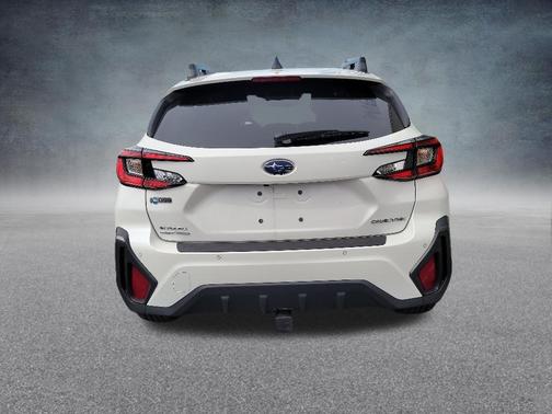 Crystal White Pearl 2025 Subaru Crosstrek Limited