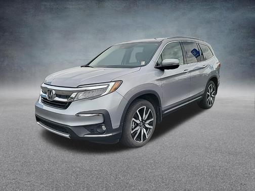 Lunar Silver Metallic 2021 Honda Pilot Elite