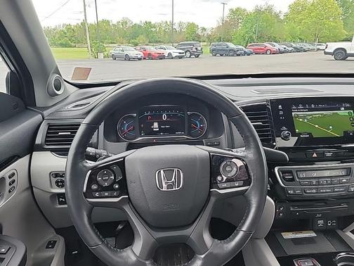Lunar Silver Metallic 2021 Honda Pilot Elite