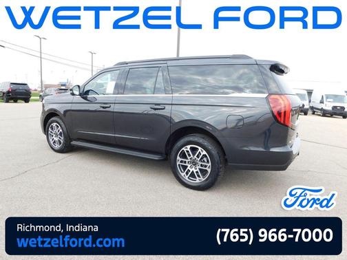 Dark Matter Gray Metallic 2026 Ford Expedition Max Active