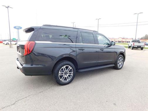 Dark Matter Gray Metallic 2026 Ford Expedition Max Active