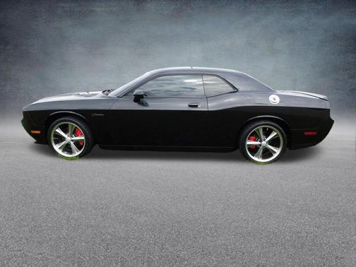 Brilliant Black Crystal Pearlcoat 2010 Dodge Challenger R/T