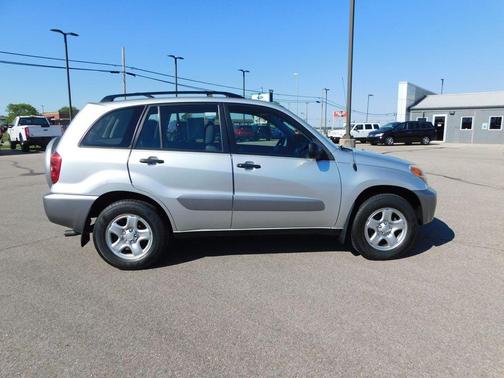 Silver 2004 Toyota RAV4 Base