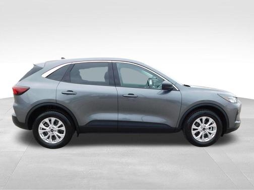 Carbonized Gray Metallic 2023 Ford Escape Active