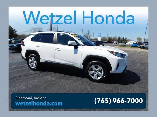 Super White 2019 Toyota RAV4 XLE