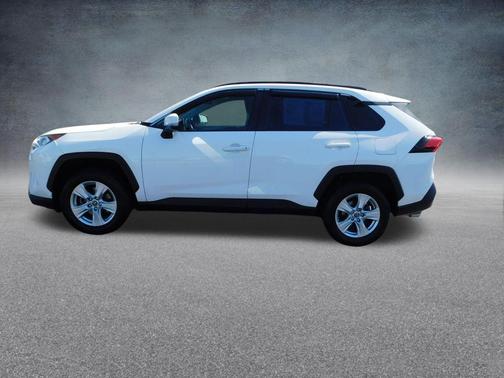 Super White 2019 Toyota RAV4 XLE