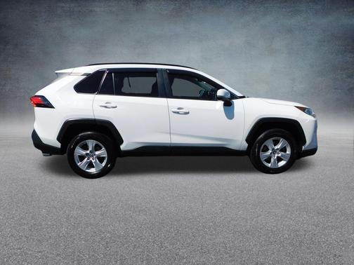Super White 2019 Toyota RAV4 XLE