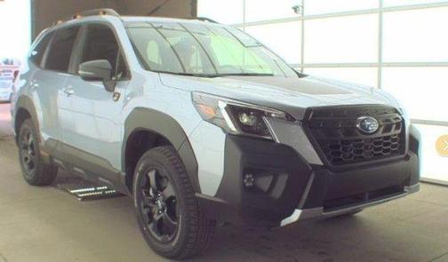 Ice Silver Metallic 2025 Subaru Forester Wilderness