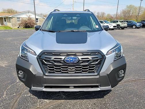 Ice Silver Metallic 2025 Subaru Forester Wilderness
