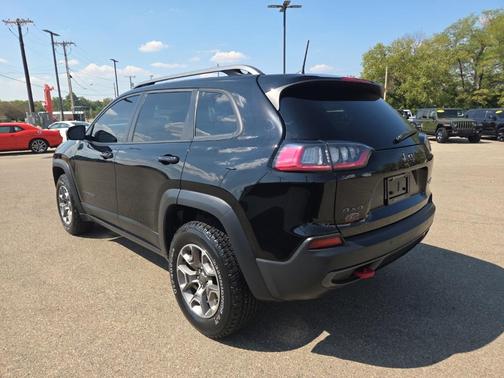 2021 Jeep Cherokee Trailhawk