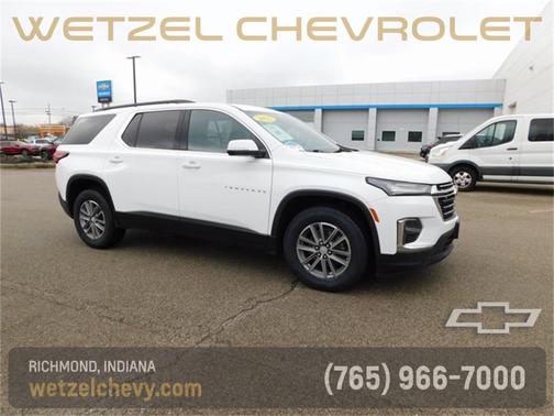 2023 Chevrolet Traverse LT Cloth