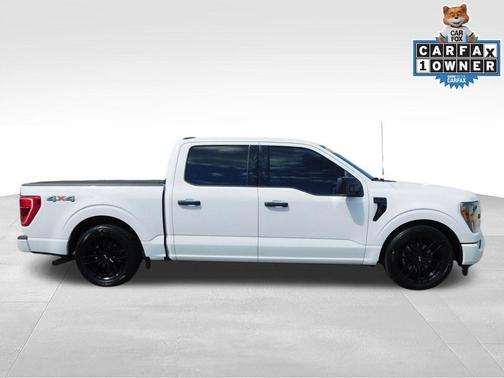 Oxford White 2023 Ford F-150 XLT