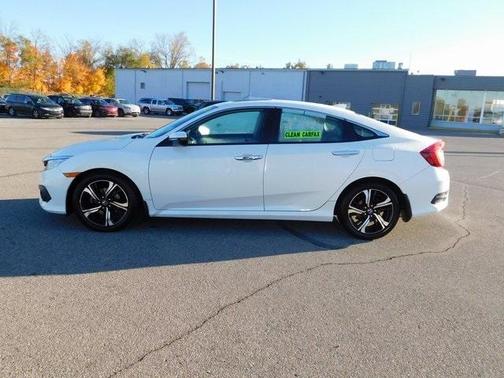 2017 Honda Civic Touring