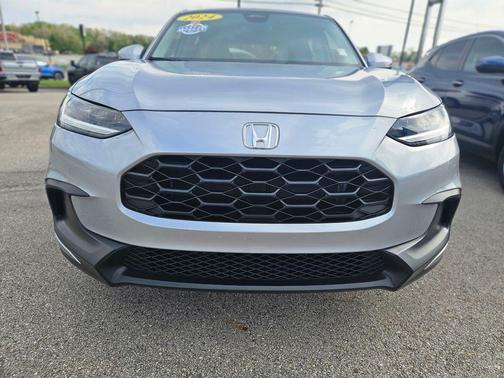 Lunar Silver Metallic 2024 Honda HR-V LX