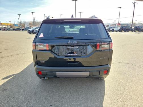 2026 Jeep Cherokee LAREDO/LIMITED