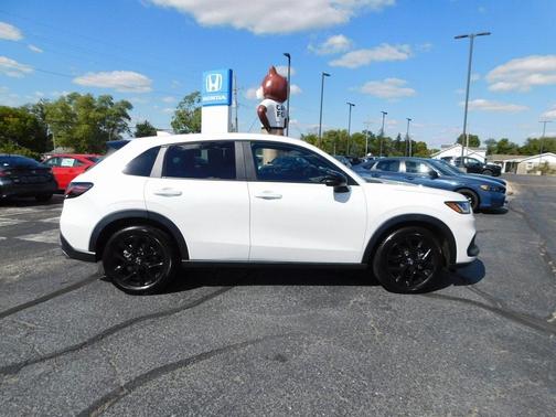2025 Honda HR-V Sport