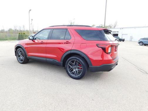 Rapid Red Metallic Tinted Clearcoat 2026 Ford Explorer ST-Line