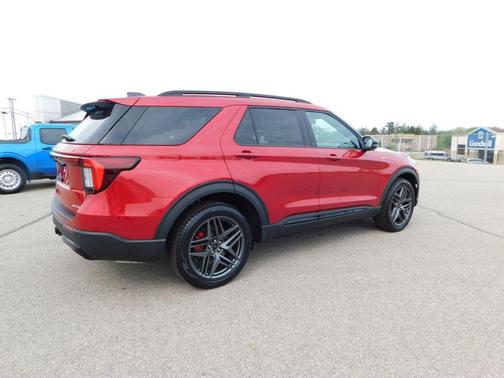Rapid Red Metallic Tinted Clearcoat 2026 Ford Explorer ST-Line