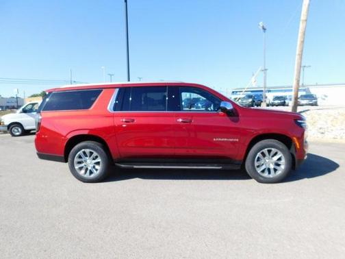 2025 Chevrolet Suburban Premier