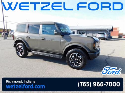 2025 Ford Bronco Outer Banks