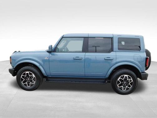 Azure Gray Metallic 2025 Ford Bronco Outer Banks