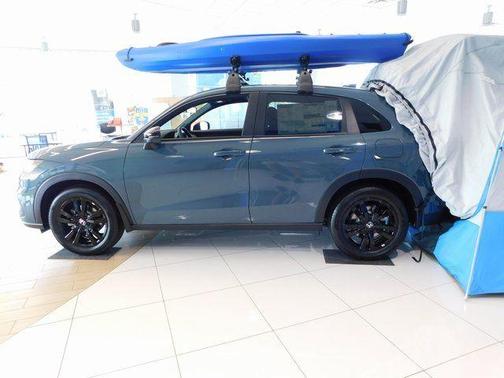 Pearl 2026 Honda HR-V Sport