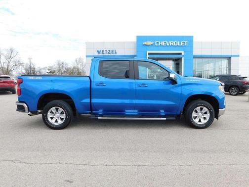 Glacier Blue Metallic 2022 Chevrolet Silverado 1500 LT