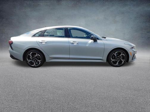 Steel 2025 Kia K5 GT-Line