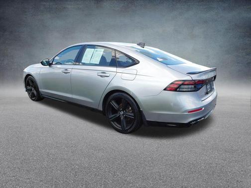 Lunar Silver Metallic 2023 Honda Accord Hybrid Sport-L