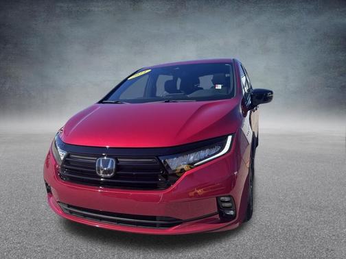 Radiant Red Metallic II 2024 Honda Odyssey Sport