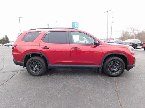 2025 Honda Pilot TrailSport