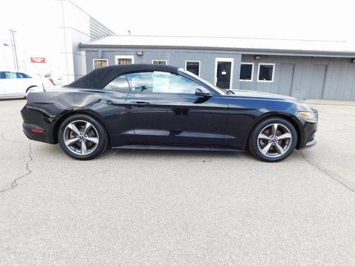 2016 Ford Mustang V6