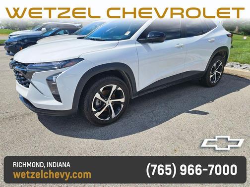 Summit White 2024 Chevrolet Trax 1RS