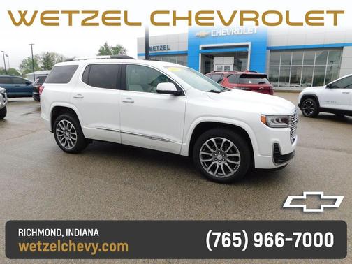 White Frost Tri-Coat 2023 GMC Acadia Denali
