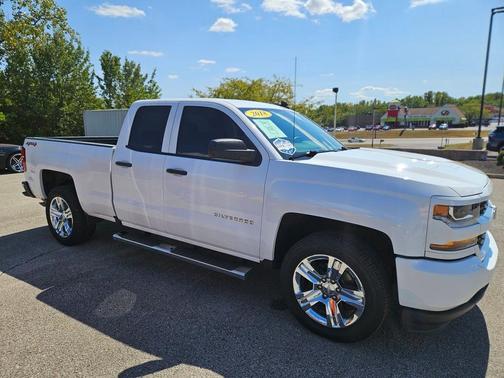 2018 Chevrolet Silverado 1500 Custom