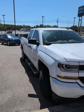 2018 Chevrolet Silverado 1500 Custom