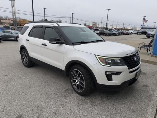 2018 Ford Explorer sport