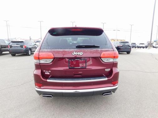 2017 Jeep Grand Cherokee Summit