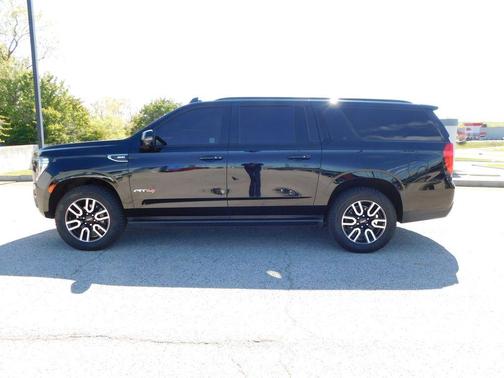 Onyx Black 2021 GMC Yukon XL AT4