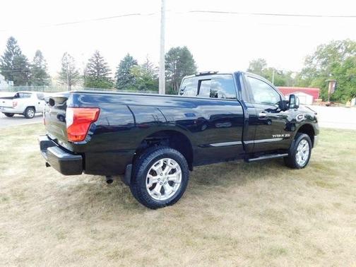 2017 Nissan Titan XD SV
