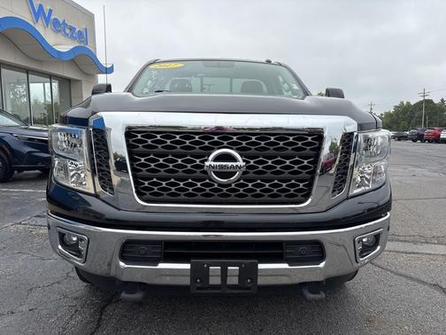 2017 Nissan Titan XD SV