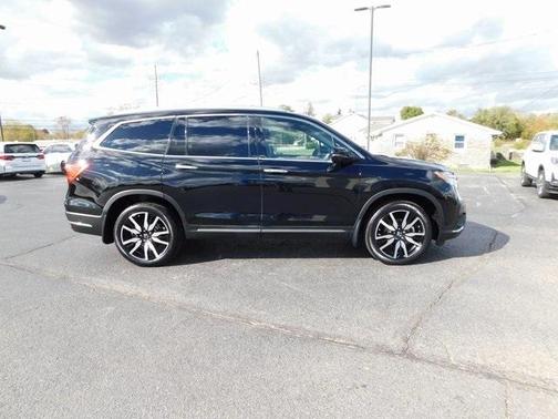 2022 Honda Pilot Touring 7-Passenger